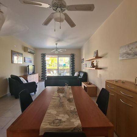 Serena Townhouse Péjia Kültér fotó