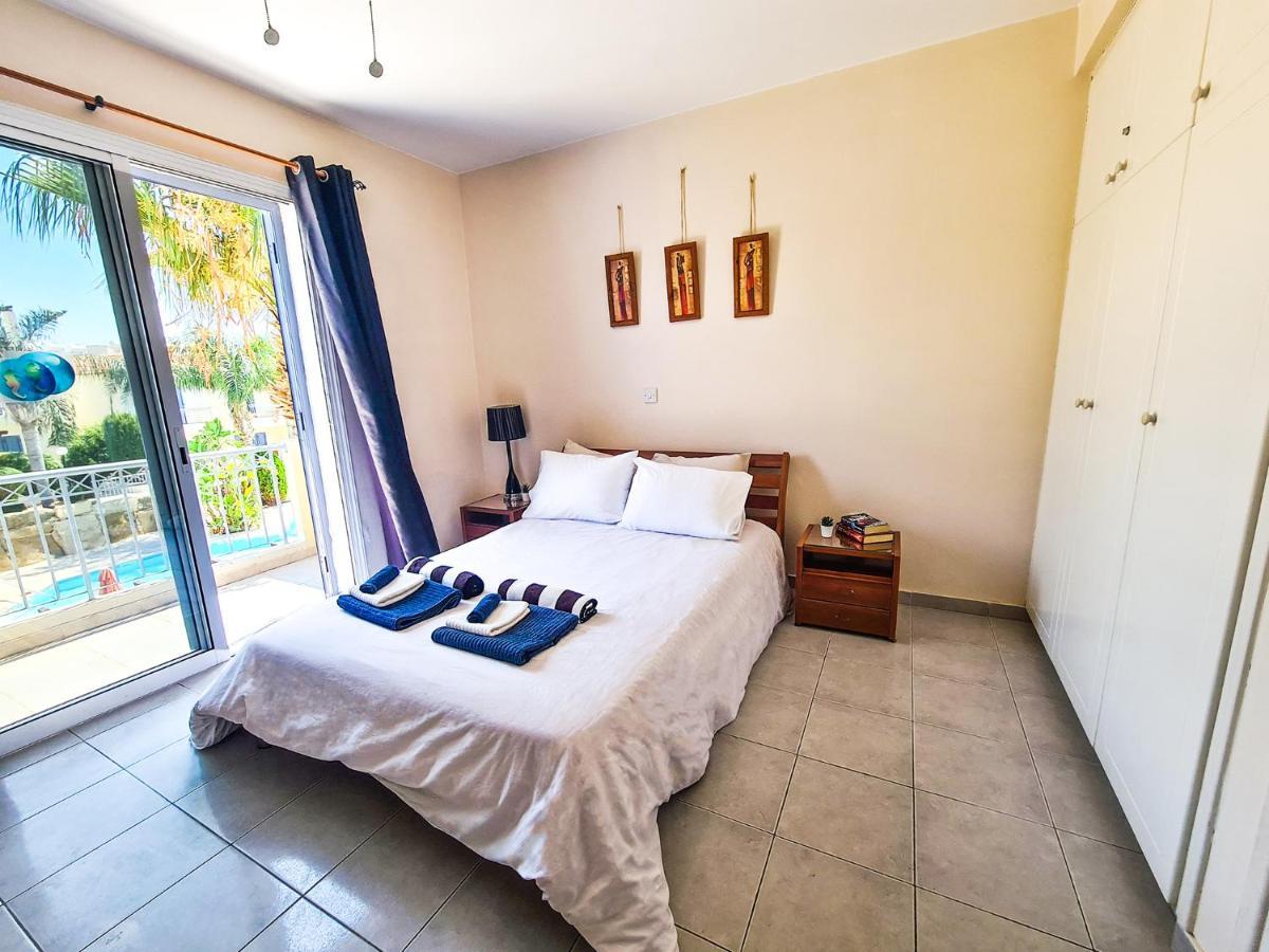 Serena Townhouse Péjia Kültér fotó