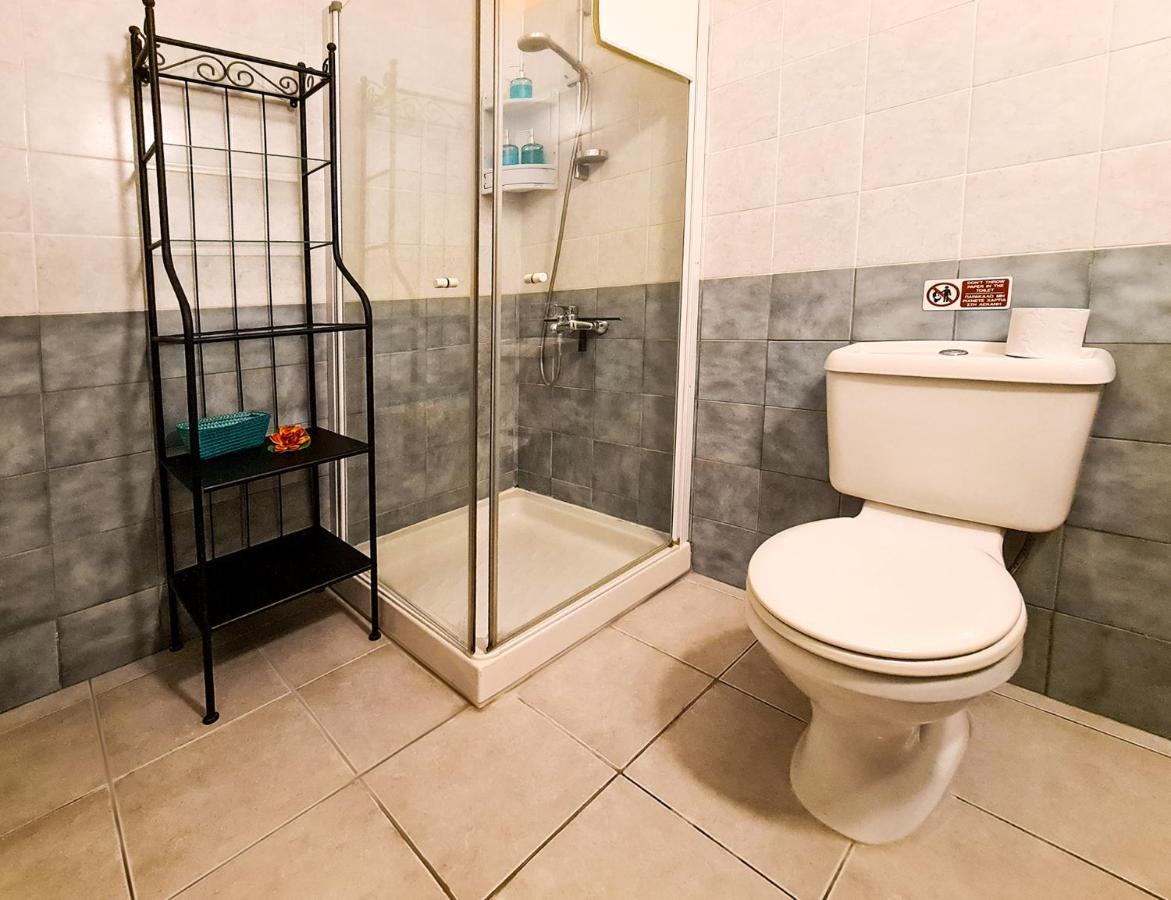 Serena Townhouse Péjia Kültér fotó